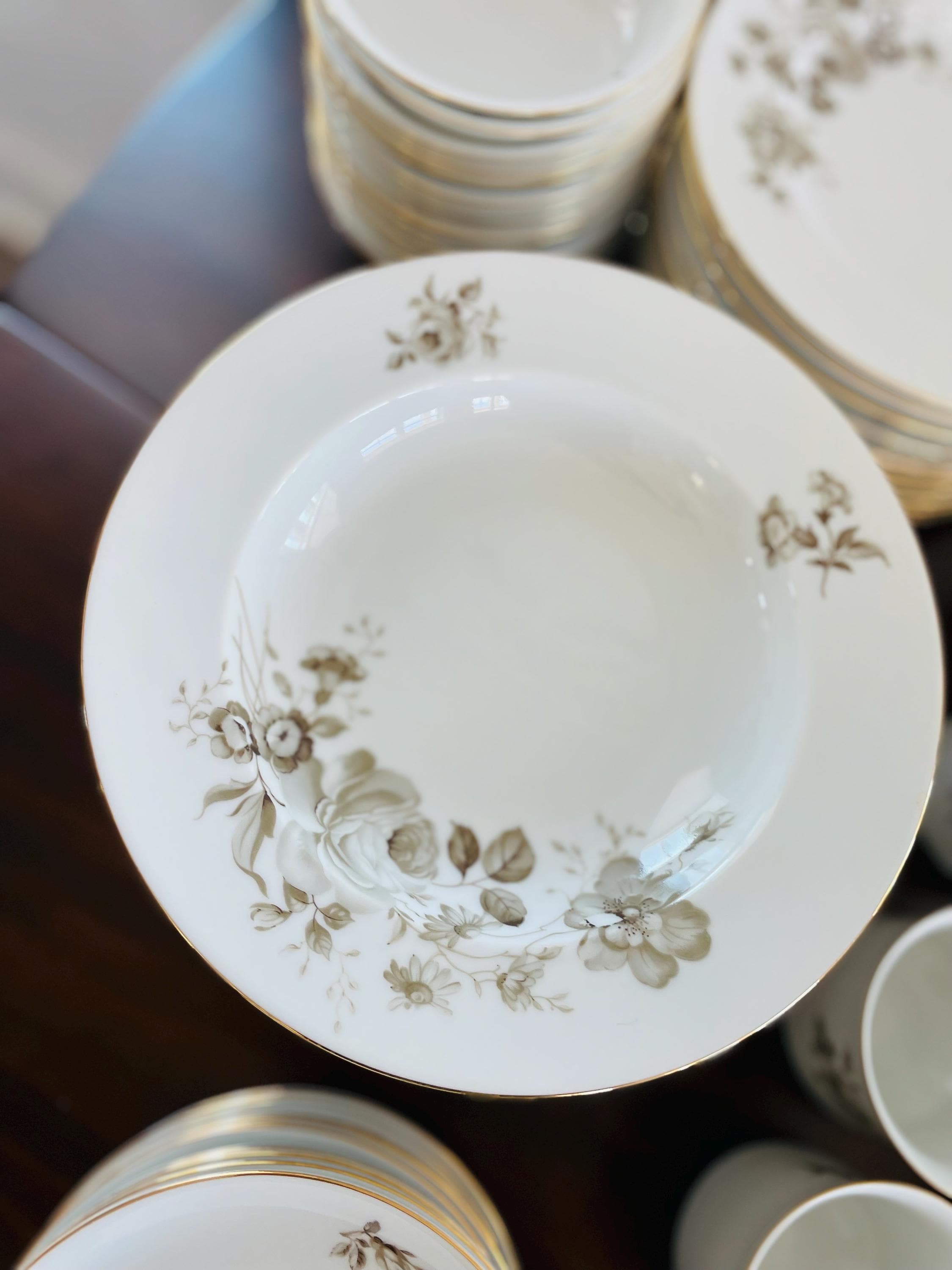 4 Place Settings Johann Haviland Twilight Rose China, Sepia Floral