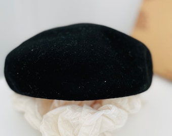 Vintage Ladies Henry Pollak Belvedere Black Wool Hat, Beret, Made in the USA