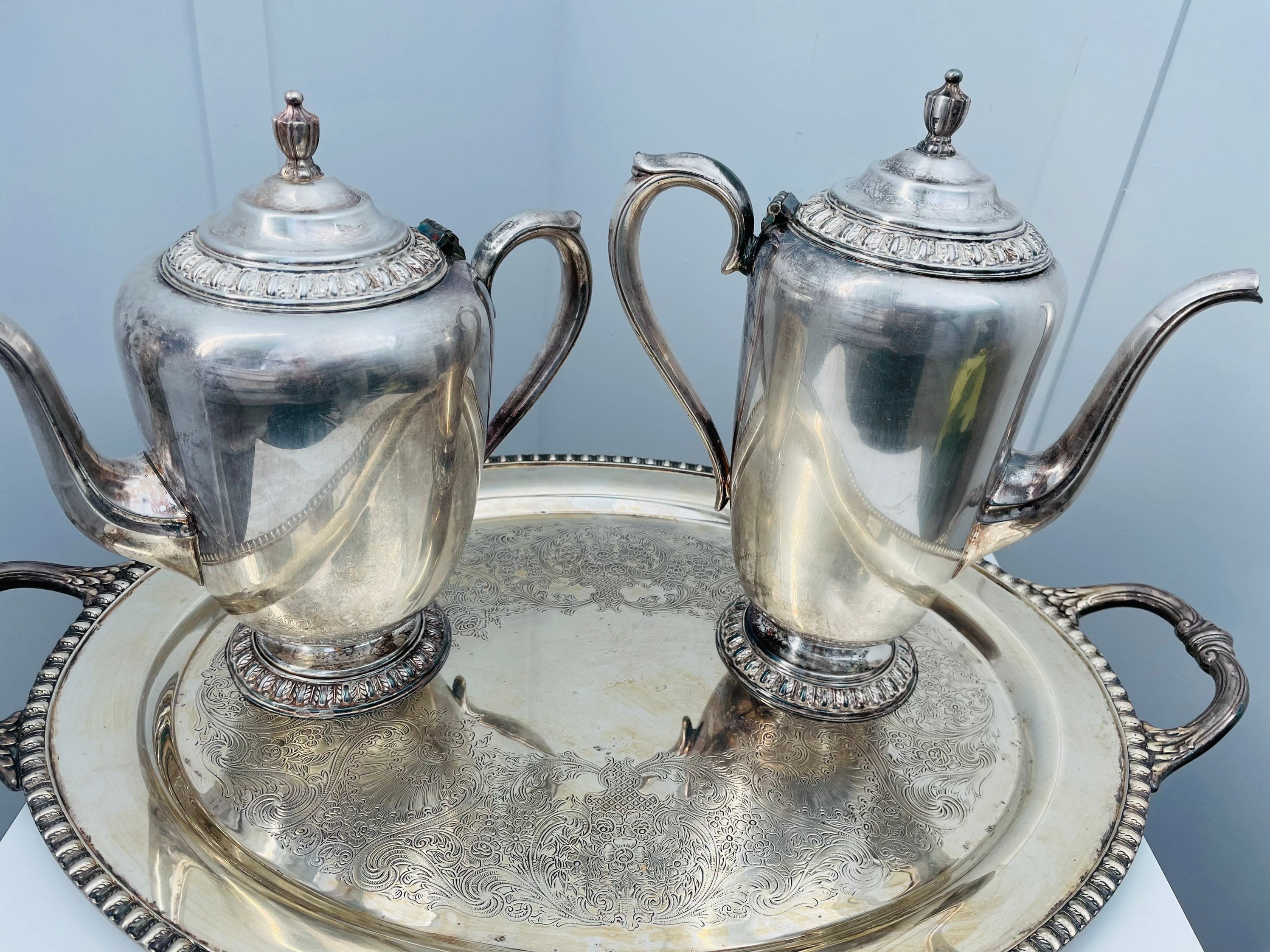 【WM. ROGERS】 ディナーセット 31本 Lady Densmore Vintage WM Rogers Silver Plate Coffee/tea Serving Set, Tray, Pots