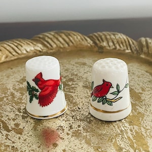 Collectible Thimbles, 2 Porcelain Cardinal Thimbles, Birds