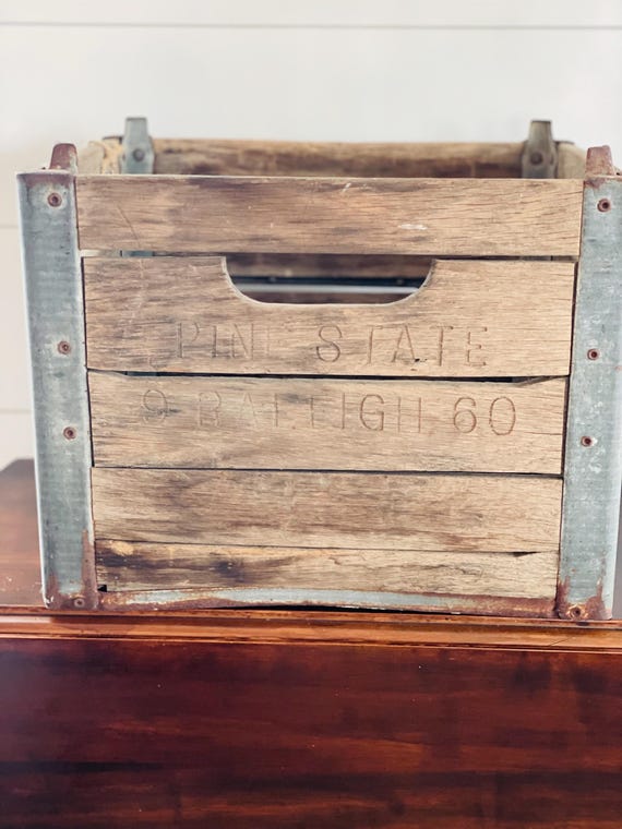 Antique Wood Milk Crate, Pine State, 1960, Farmhouse, Primitive
