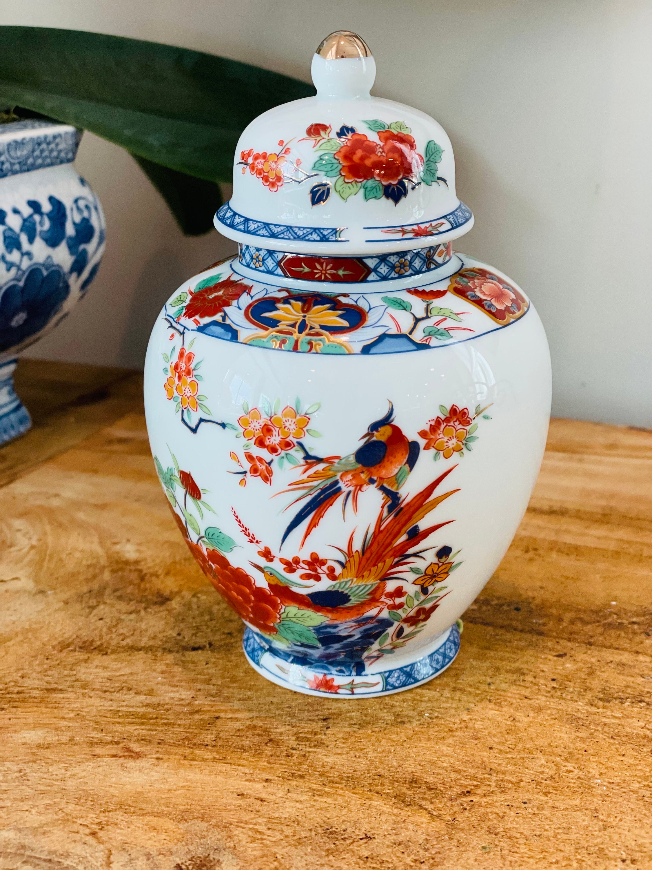 Vintage Shogun Dynasty Hand Painted Porcelain Ginger Jar, Orange
