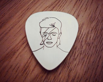 David Bowie Silver Guitar Pick, Ziggy Stardust, classic rock music, Space Oddity, custom gift, guitar pick pendant, necklace, New Year Gift