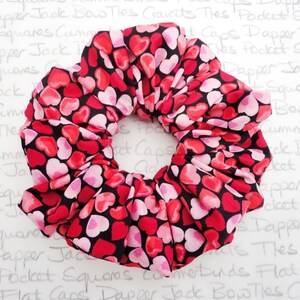 Heart Print Scrunchie, Red And Pink Hearts On A Black Background