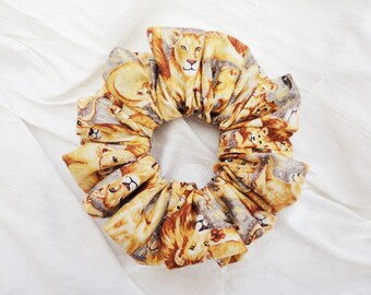 Lionesses Print Hair Scrunchie, Ladies UK Football Team Hair Scrunchie