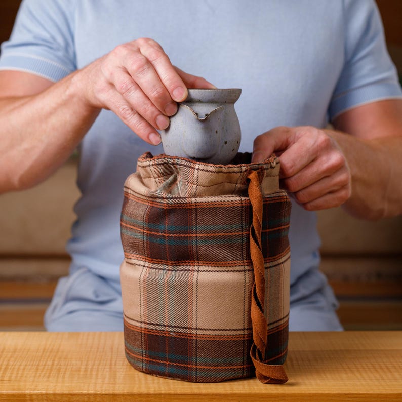Travel fabric teaware pouch bag for matcha bowl, chawan, teapot, tea set/ Handbag for outdoor picnic/ Handmade gift bag for ceramics for him and her
