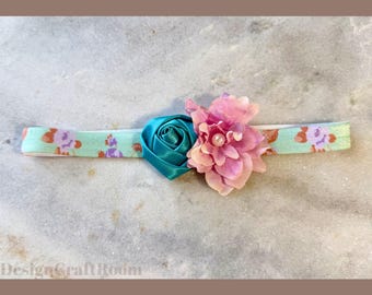 Bandeau floral pour nouveau-né | Cadeau bébé élastique à motifs vert menthe, rose sarcelle, fleur rose