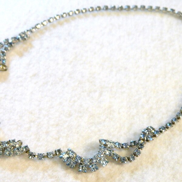 Lovely Vintage Blue Rhinestone Ornate Design Necklace Silver Tone Upcycled Vintage