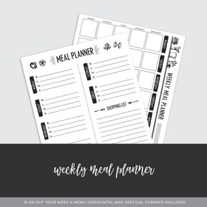 Puede incluir: Dos hojas blancas de planificador de comidas semanal con texto e ilustraciones en negro. Una hoja está etiquetada como "MEAL PLANNER" y la otra como "WEEKLY MEAL PLANNER". La parte inferior de la imagen dice "weekly meal planner".