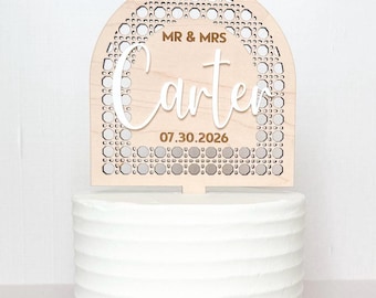Wooden Rattan Mr & Mrs Cake Topper | Boho Acrylic Wedding Cake Topper | Rustic Bride and Groom Topper | Custom Last Name | Neutral Decor |