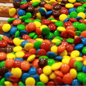 M & M Chocolate Covered Pretzels! Milk Chocolate, Christmas Gift, Corporate Gift, Stocking Stuffer, Wedding Favors, Birthday Party, Showers!