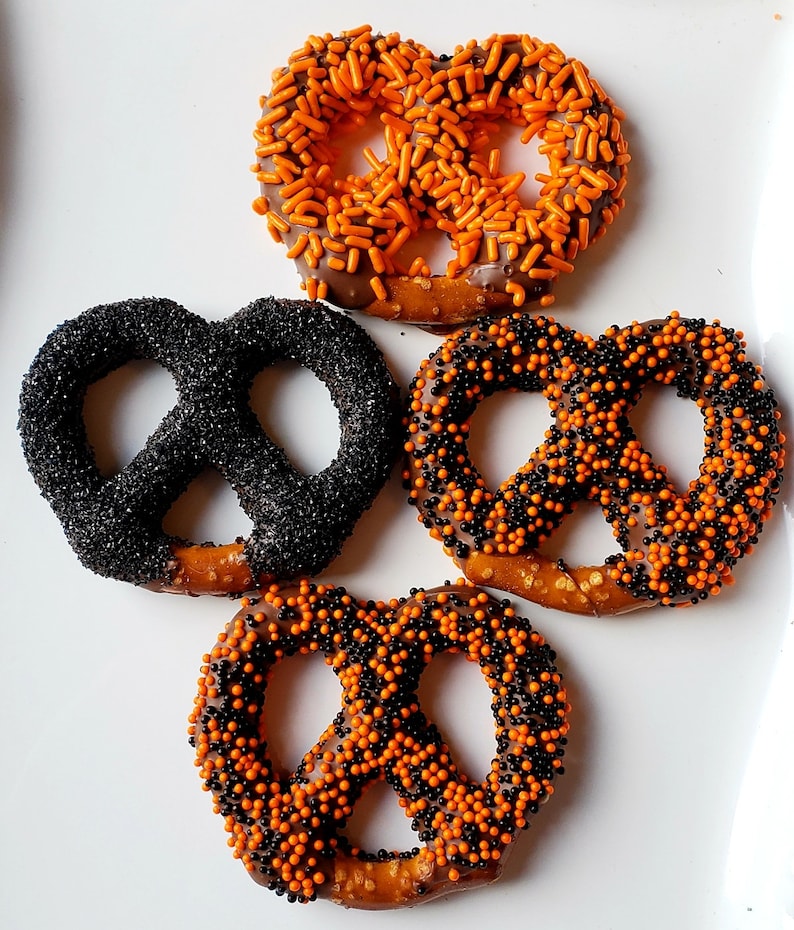 Halloween Trick or Treat Gourmet Chocolate Covered Pretzels Sprinkles Orange Black Costume Party Favors Gift Sets suprise the kids image 1