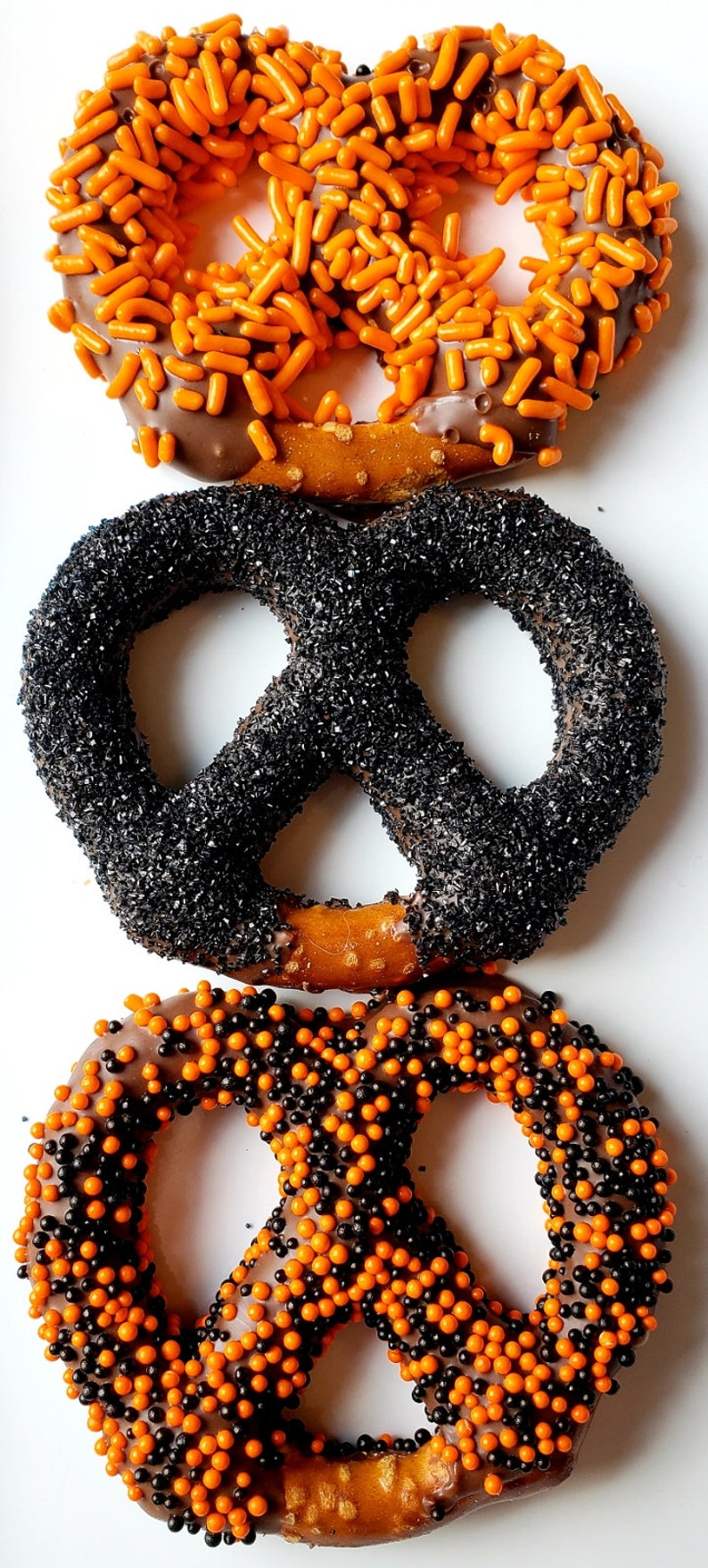 Halloween Trick or Treat Gourmet Chocolate Covered Pretzels Sprinkles Orange Black Costume Party Favors Gift Sets suprise the kids image 5