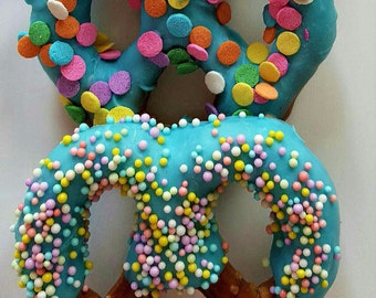 Chocolate covered pretzels!  Its a Boy!  Teal Baby Shower! White Chocolate and Milk Chocolate! Custom Orders Welcome!