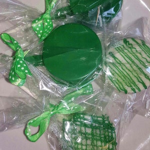 St. Patricks Pattys Day Chocolate Covered Oreo Pops! Luck of the Irish! Shamrock Green, Party, Birthday, Favors, Gender Reveal Easter Event!