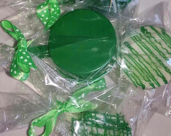 St. Patricks Pattys Day Chocolate Covered Oreo Pops! Luck of the Irish! Shamrock Green, Party, Birthday, Favors, Gender Reveal Easter Event!