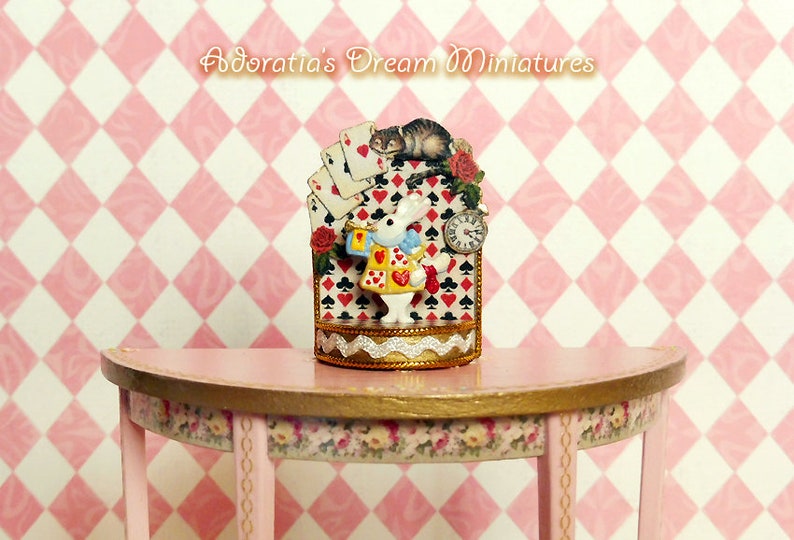 FAST DELIVERY MADE IN USA ALICE IN WONDERLAND with RABBIT Dollhouse Picture