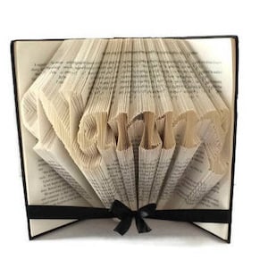 Nanny book folding pattern. DIY Nanny gift. Great for mother&#39;s day. Create your own book sculpture. Free tutorial