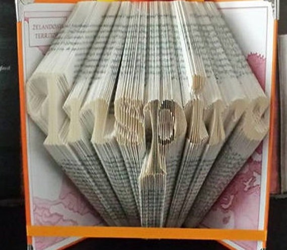 Inspire book folding pattern. Teacher gift. DIY gift. Handmade motivational gift. Create your own book sculpture. Free tutorial