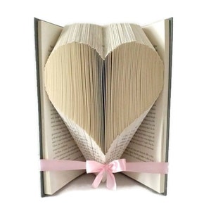 Heart book folding pattern,  Love heart for Valentines day, Easy 158 fold pattern, Free book folding tutorial. PDF instant digital download