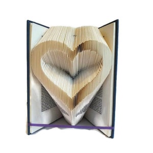 Heart book folding pattern, Love heart outline. First anniversary gift / Paper anniversary. Free tutorial. PDF instant digital download
