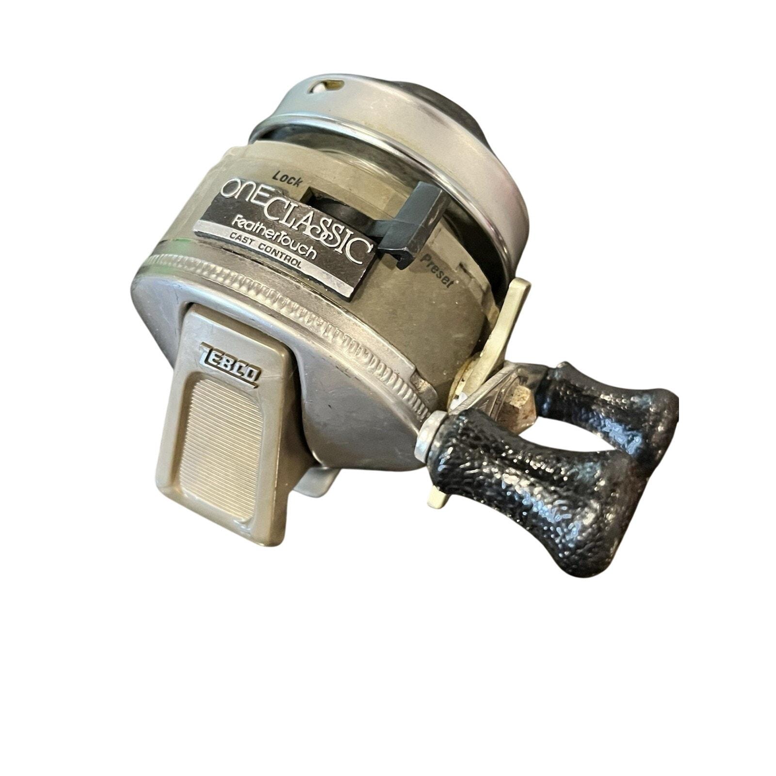 Moulinet Zebco Classic 33 Spincast Vintage – Argent/noir – Occasion état Nickel