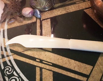 9" Bone Athame - Witch's ceremonial knife | Bone Knife | Altar Knife | Ritual Knife | Altar Tools | Witchcraft Tools | Witchcraft Altar