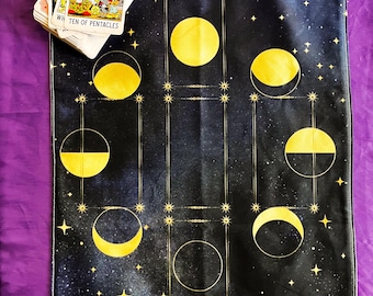 5 Card Spread Tarot Cloth - Night Sky Celestial Tarot Reading Mat - Five Card Reading Cloth for Divination | 18" × 14"