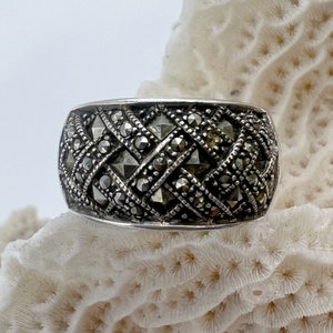 Marcasite Band Ring size 7.5