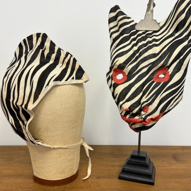 Vintage 1930s Halloween Costume Child Size Zebra Costume 3 Pieces image 2