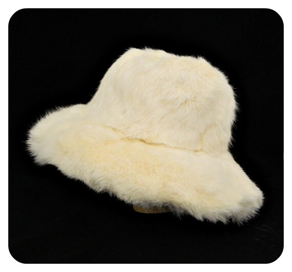 Vintage 1960s Rabbit Fur Mod Hat | White Fur Buck… - image 3