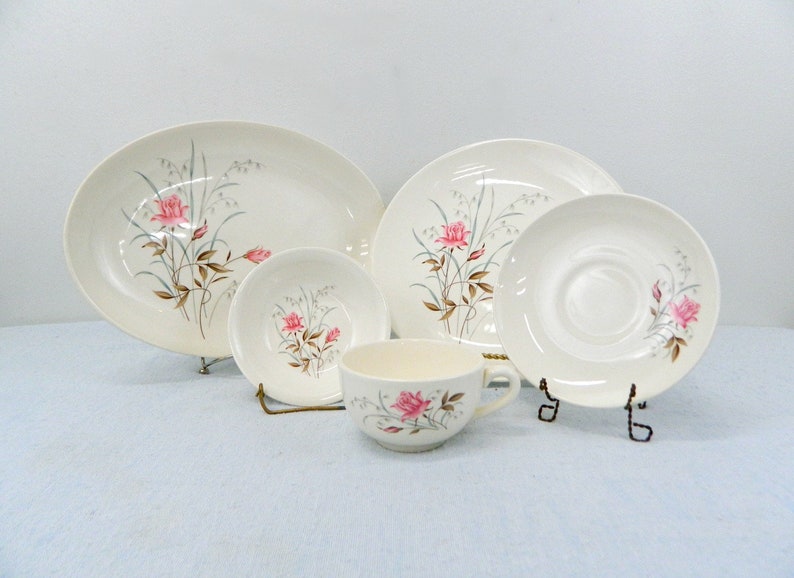 American Made Pottery Ecru with Pink Tea Roses Vintage Tea Rose China .. Grey 33-Piece Set Service for 8 .. Brown Leaves .. Teal