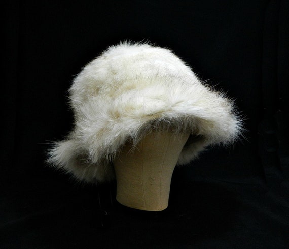 Vintage 1960s Fur Fedora  White 