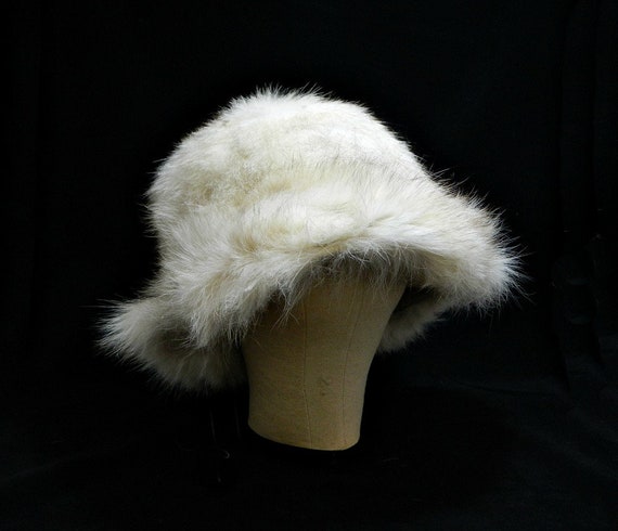 Vintage 1960s Fur Fedora ... White Rabbit Fur ...… - image 1