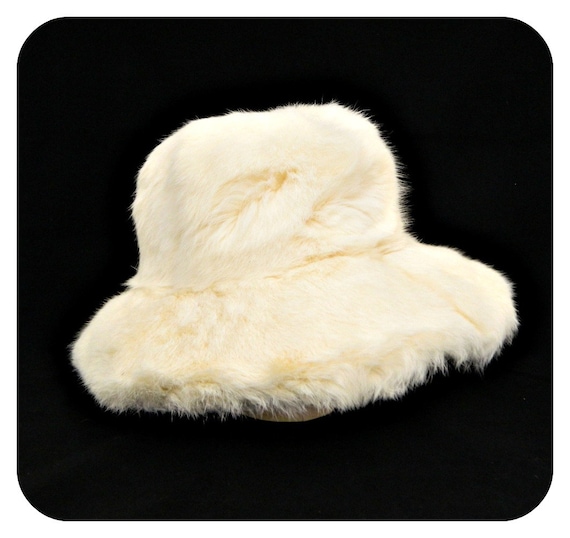Vintage 1960s Rabbit Fur Mod Hat | White Fur Buck… - image 2