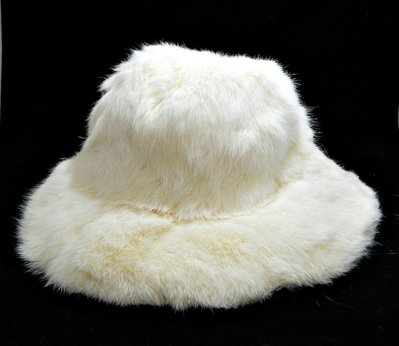 Vintage 1960s Rabbit Fur Mod Hat | White Fur Buck… - image 5
