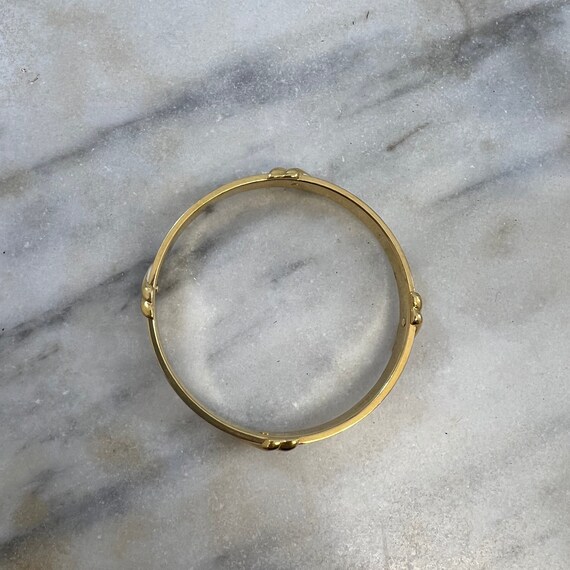 1980s Monet Gold Tone Enamel Bangle - image 3