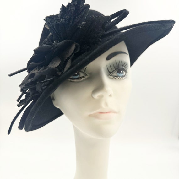 Vintage 1940s Tilt Hat | Black Felt with Brim and… - image 7