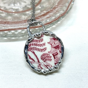 Broken China Pendant- Red Willow