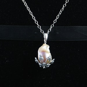 Elegant Pink Baroque Pearl Necklace in Sterling Silver
