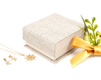Sack Cloth Earring Box & Pendant Box - Beige Jewelry Gift Box for Earrings, Pendants, Bangles