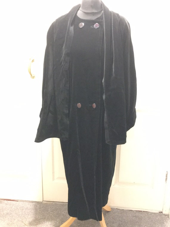 Stunning Vintage Louis Feraud Velvet Evening Coat… - image 9