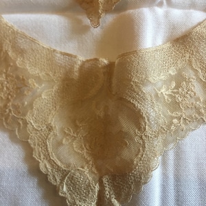Absolutely Beautiful Vintage Lace Lingerie Collar 1920s