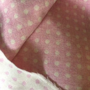 Gorgeous Moon 100% Wool Fabric ‘Ancient Pink Spot’ 6 meters. Stunning Quality & British Made.