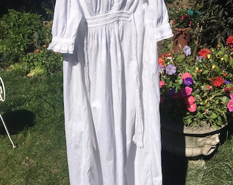 Beautiful 1920s Cotton Christening Gown. Excellent Condition