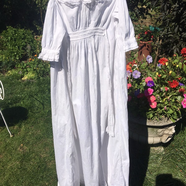 Beautiful 1920s Cotton Christening Gown. Excellent Condition