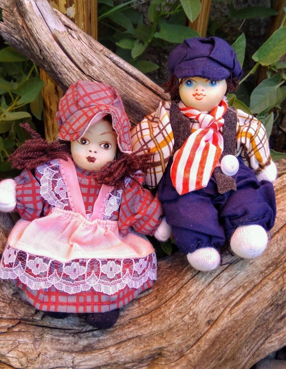 small ceramic dolls