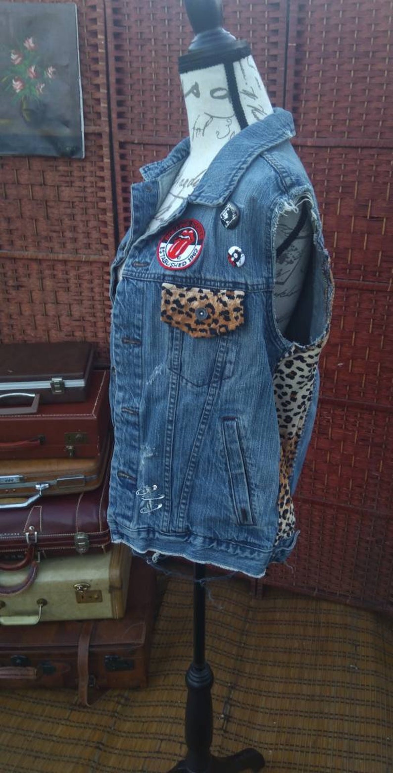 grunge vest top