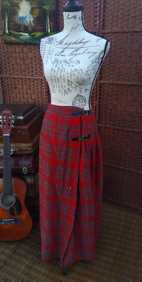 red kilt mens
