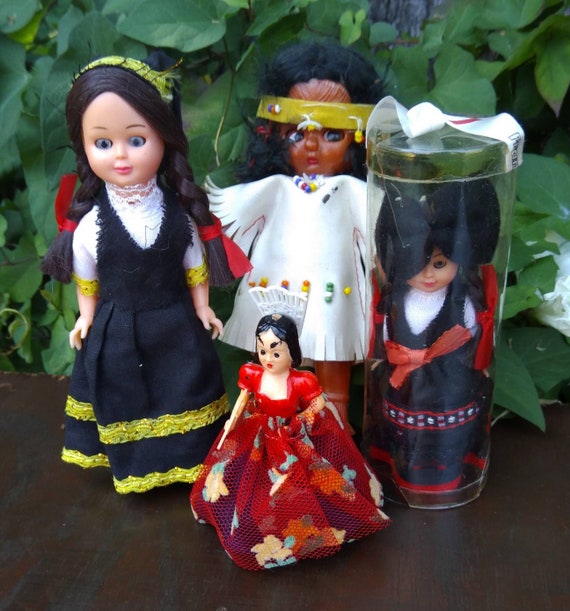 classique collection barbie dolls